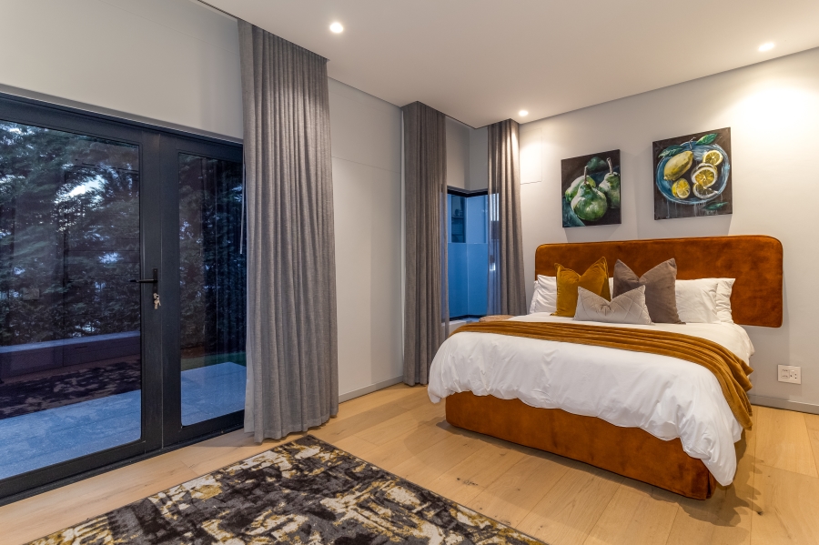 5 Bedroom Property for Sale in Pearl Valley at Val de Vie Western Cape